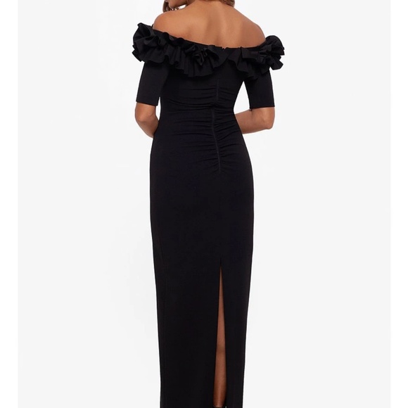 Beautiful black ruffle off the shoulder gown - Picture 3 of 3